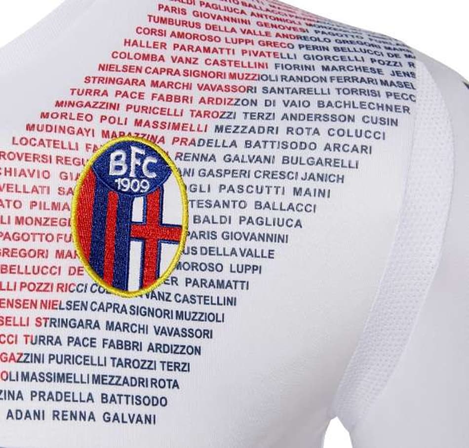 Bologna lança uniforme com nomes dos 100 jogadores que mais atuaram pelo clube
