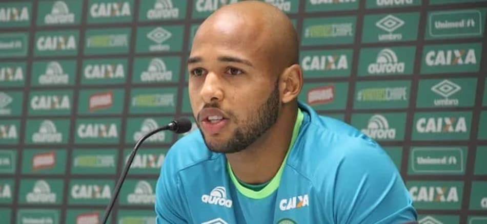 Família de vítima do acidente com a Chape ganha processo contra o Coritiba