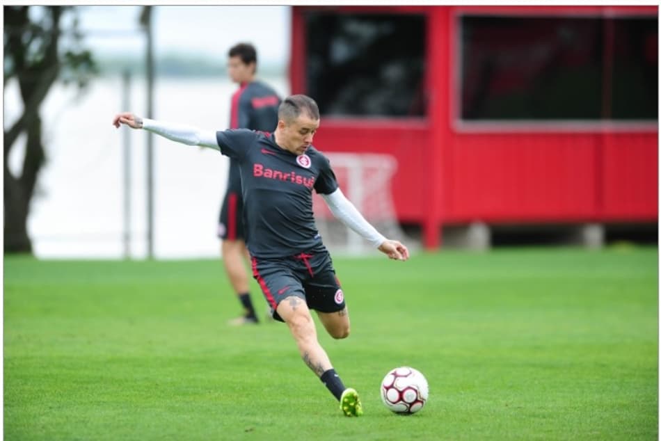 D'Alessandro lamenta a falta de concentração do Internacional