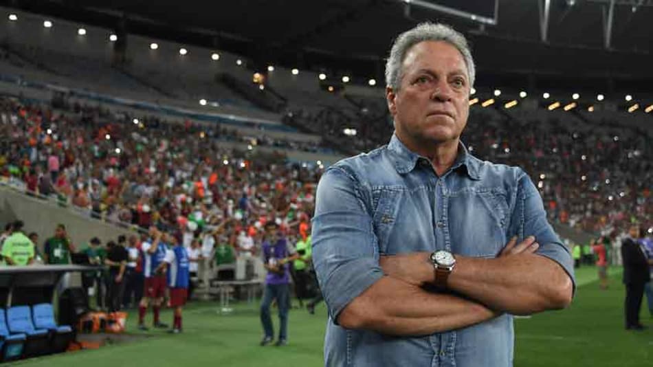 Abel diz que Flu merecia vantagem maior e prevê LDU diferente em Quito