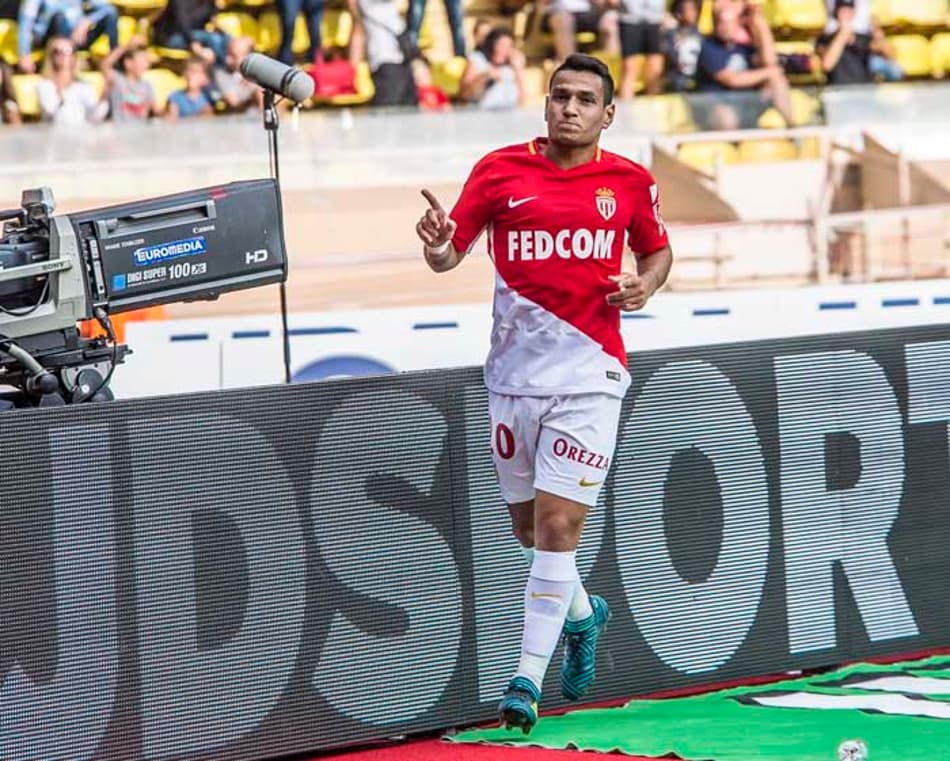 Falcao brilha, Monaco vence Strasbourg e segue na cola do PSG