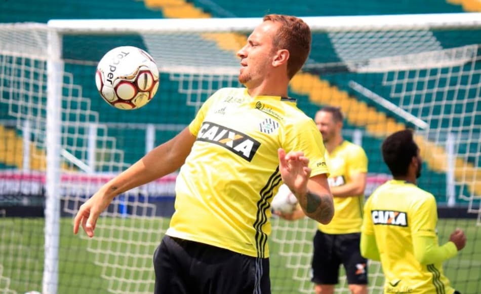 Figueirense deixa derrota para o Inter de lado e foca em jogo contra o ABC