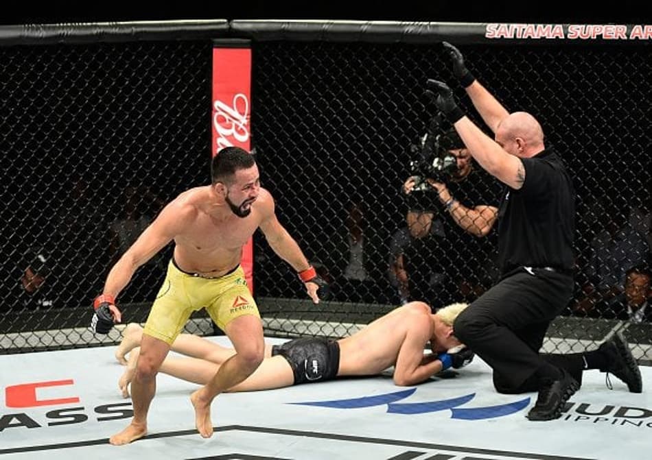 Formiga finaliza, mas Frankenstein acaba nocauteado no UFC Japão