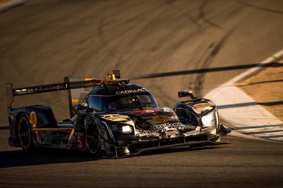IMSA: Toque na penúltima volta tira pódio de Fittipaldi e Barbosa em Laguna Seca