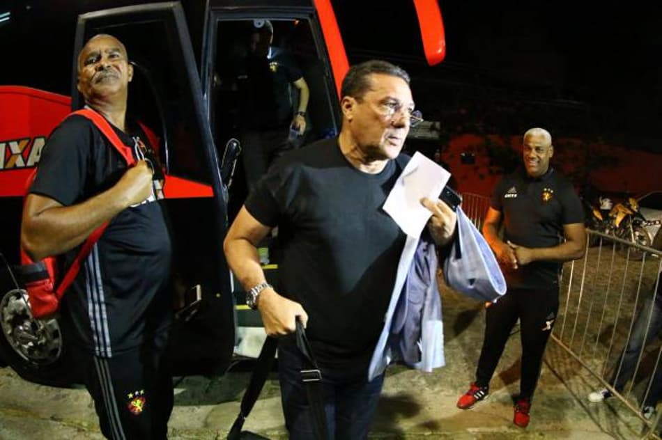 Luxa deixa o Sport e Série A chega a 29 trocas de comando em 2017