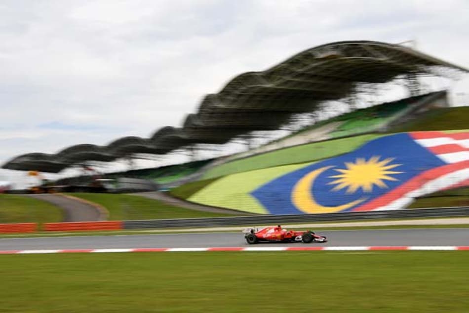 F1: Vettel acusa Mercedes de usar Bottas para bloqueá-lo na Malásia