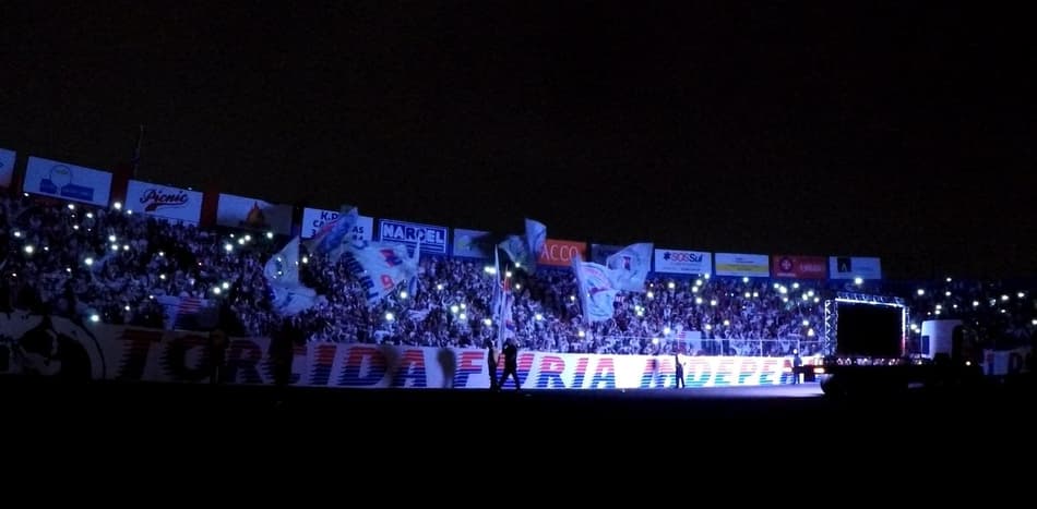 Vai ter recorde? Em dois dias, torcida do Paraná esgota ingressos contra o Internacional
