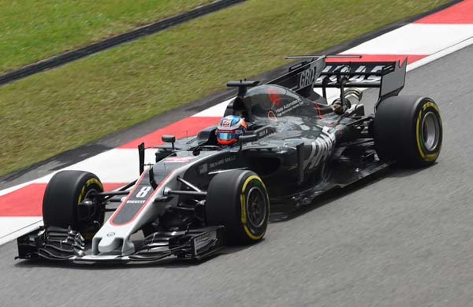 Haas quer indenização de 500 mil libras por acidente com Grosjean