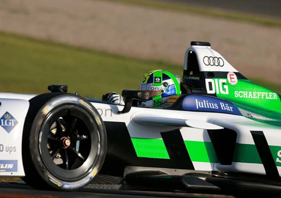 No reencontro da Fórmula E, Lucas di Grassi classifica como positivo o primeiro dia de testes