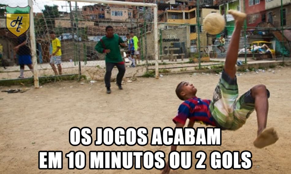 15 regras que só quem jogou futebol de rua vai entender