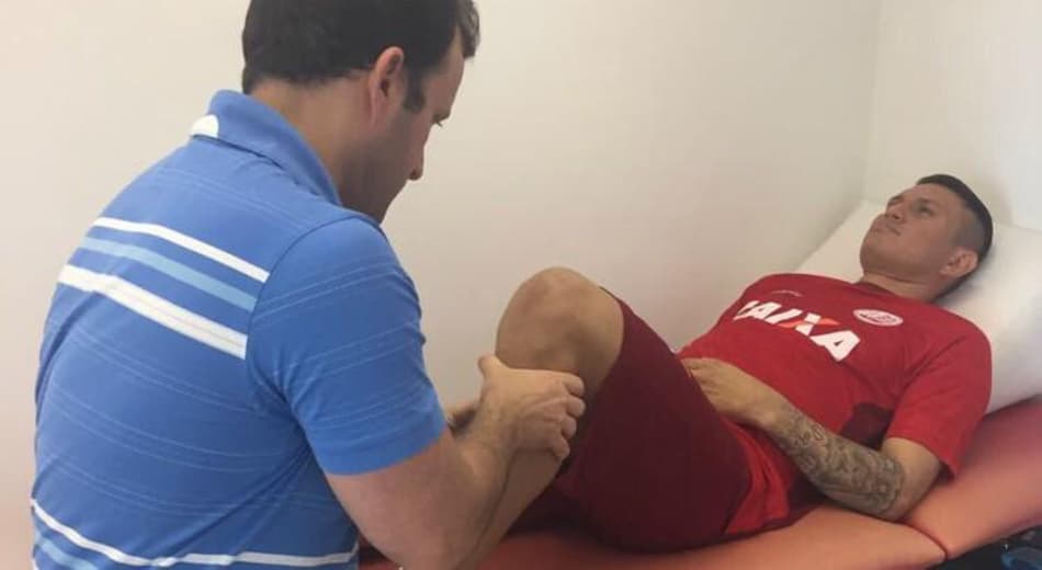Náutico perde atacante Rafael Oliveira pelo resto da temporada