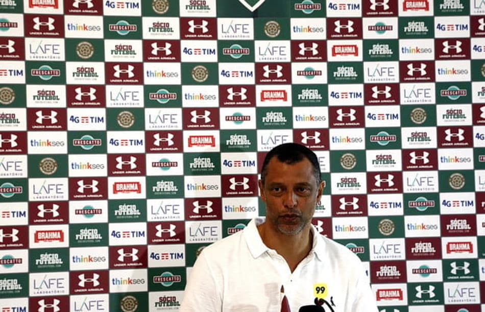 Torres ‘dá as caras’ e fala sobre os bastidores do Flu. Confira na íntegra