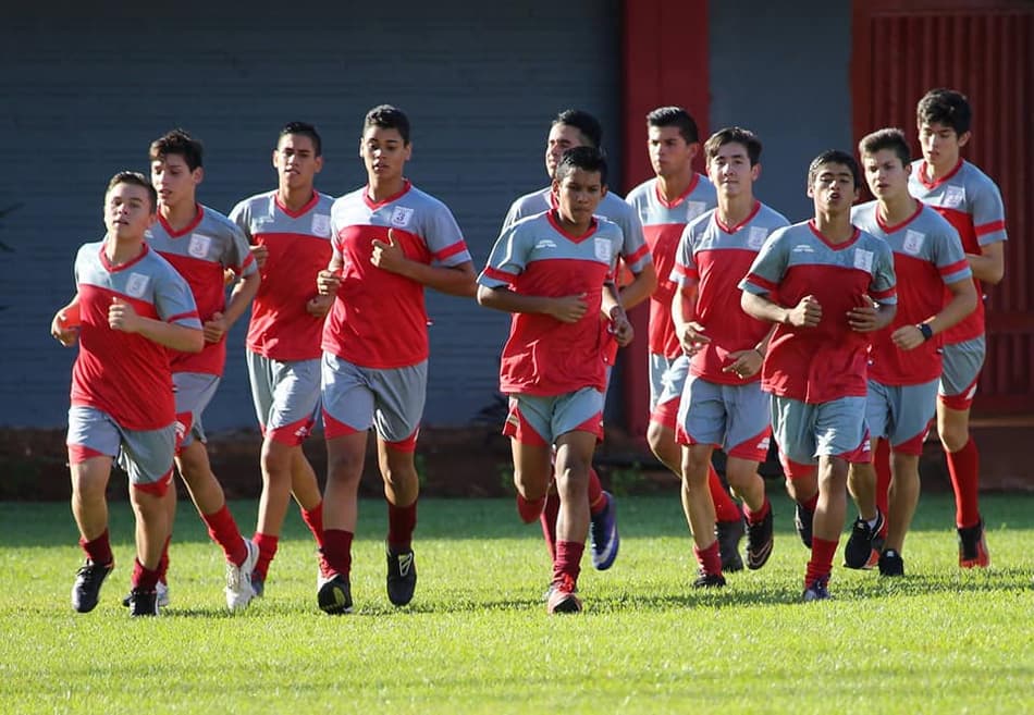 Base do Grêmio enfrentará tradicional clube paraguaio