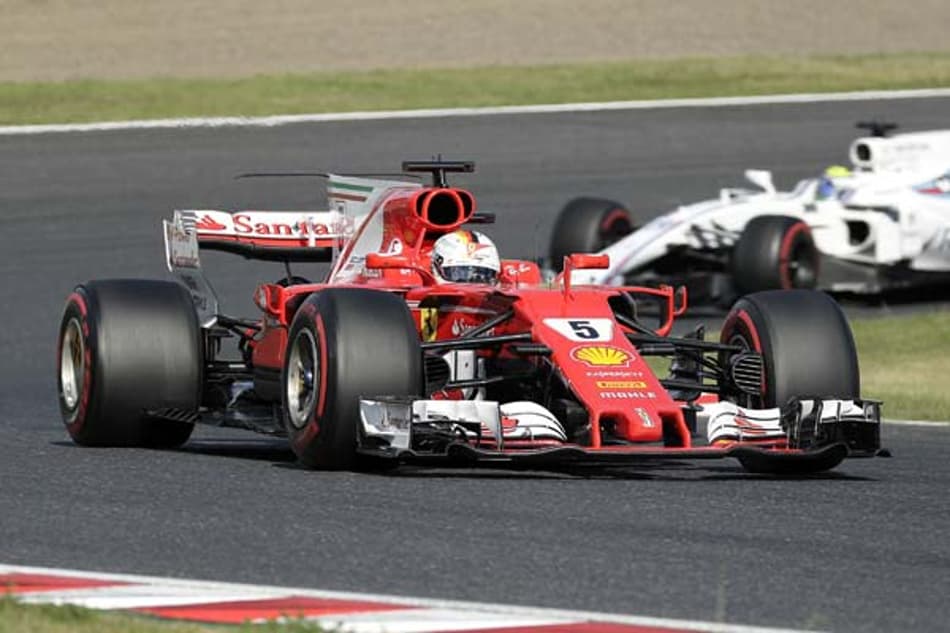 Vela de ignição causa abandono de Vettel no Japão: "É hora de proteger a Ferrari"