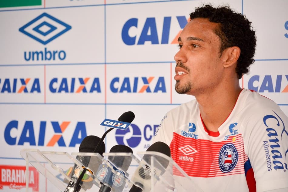 Edigar Junio demonstra alívio por fim do jejum de gol