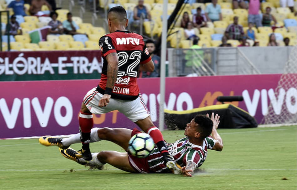 Abel Braga rasga elogios a Marlon e Richard: ‘Os dois foram esplêndidos’