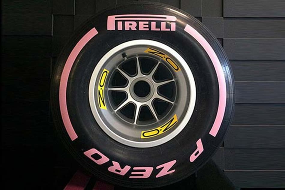 Ricciardo sugere que a F1 use pneus hipermacios em todos os GPs