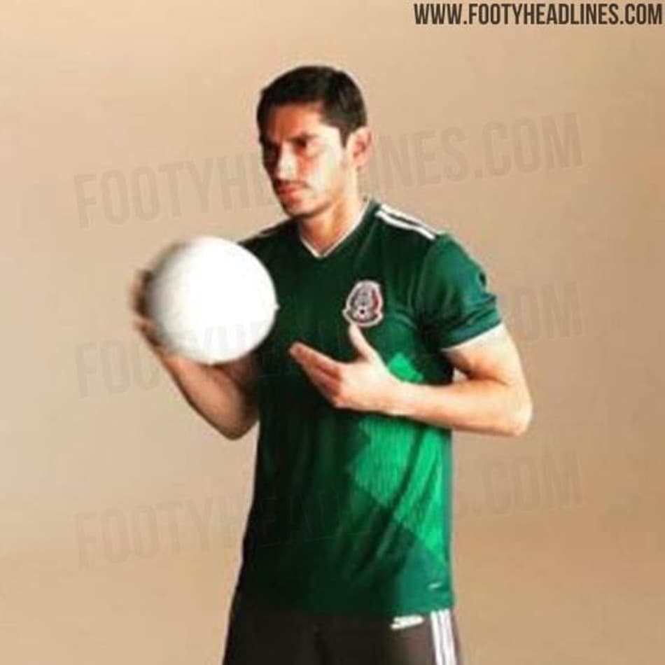 Jogador vacila na internet e vaza a nova camisa 1 da seleção mexicana