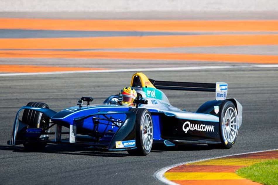 Depois de sair da Fórmula 1, Rio Haryanto considera FE