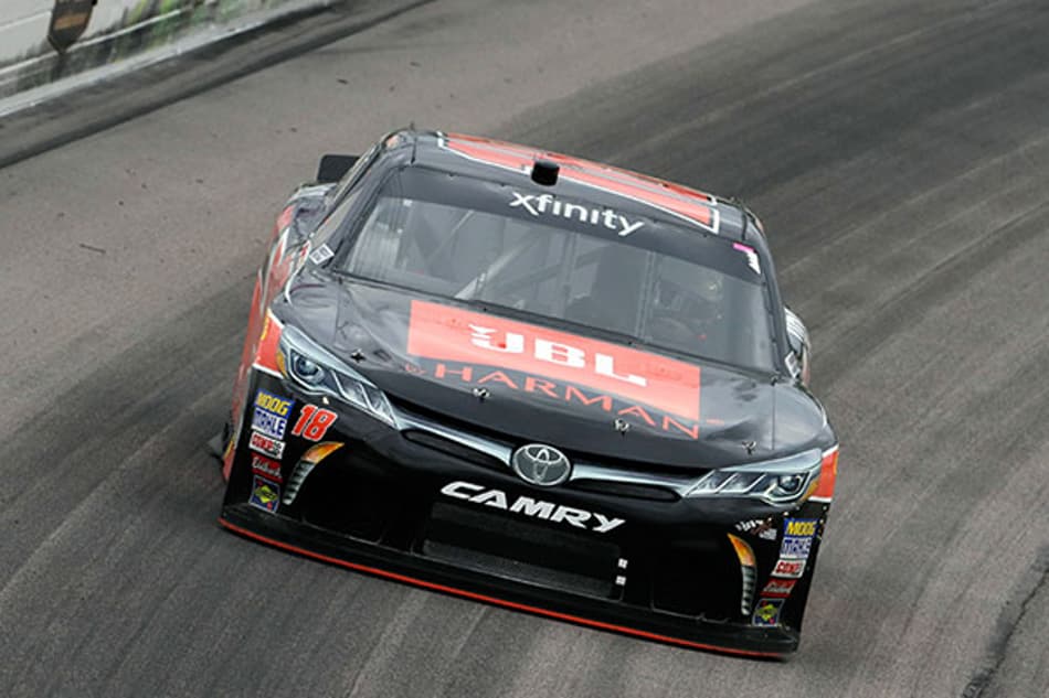 NASCAR: Christopher Bell vence no Kansas pela Xfinity