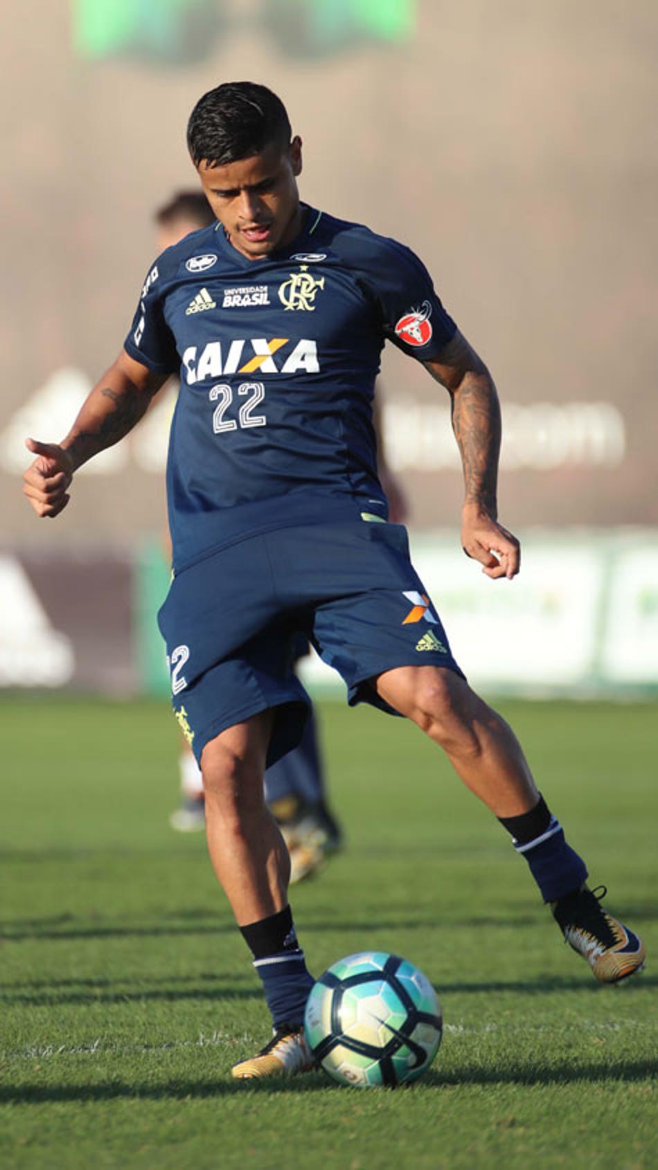 Negociação por Everton é descartada por presidente do Grêmio