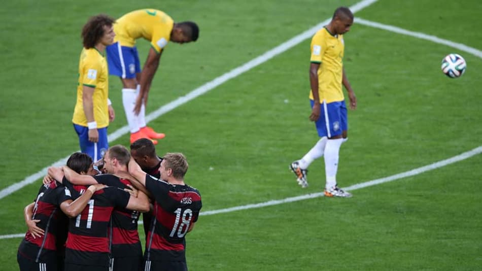 Futebol e Ficção: ‘Alemanha x Brasil: aprendizado por linhas tortas’
