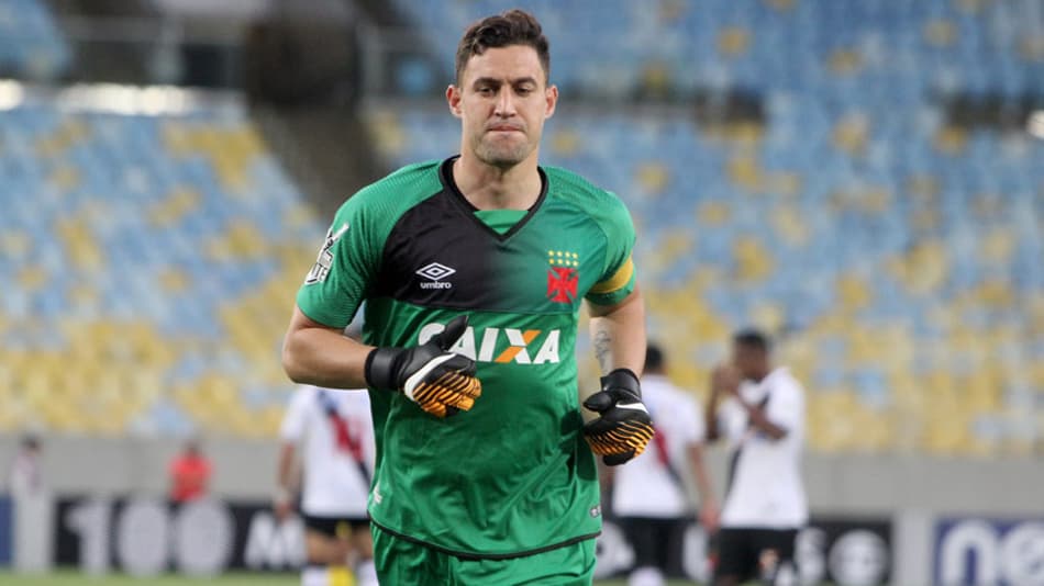 Martin Silva é convocado e deve desfalcar o Vasco em reta decisiva