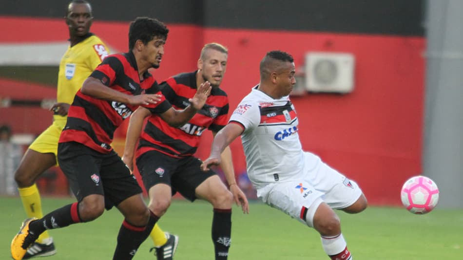 Números da Bola: Estatísticas de Vitória 1×1 Atlético-GO