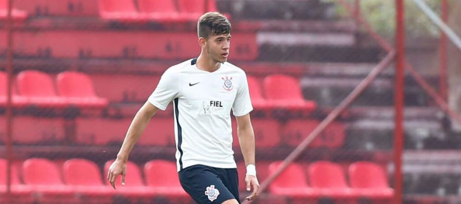 Blog da base: Lesão rara interrompe ascensão de jovem no Timão. Mas dá tempo para o vestibular