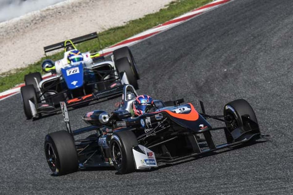 Felipe Drugovich vence duas vezes nas duas provas da MRF disputadas hoje no Bahrain