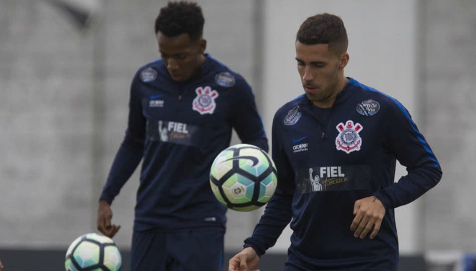 Corinthians começa preparação para Dérbi com dúvidas e só dois titulares