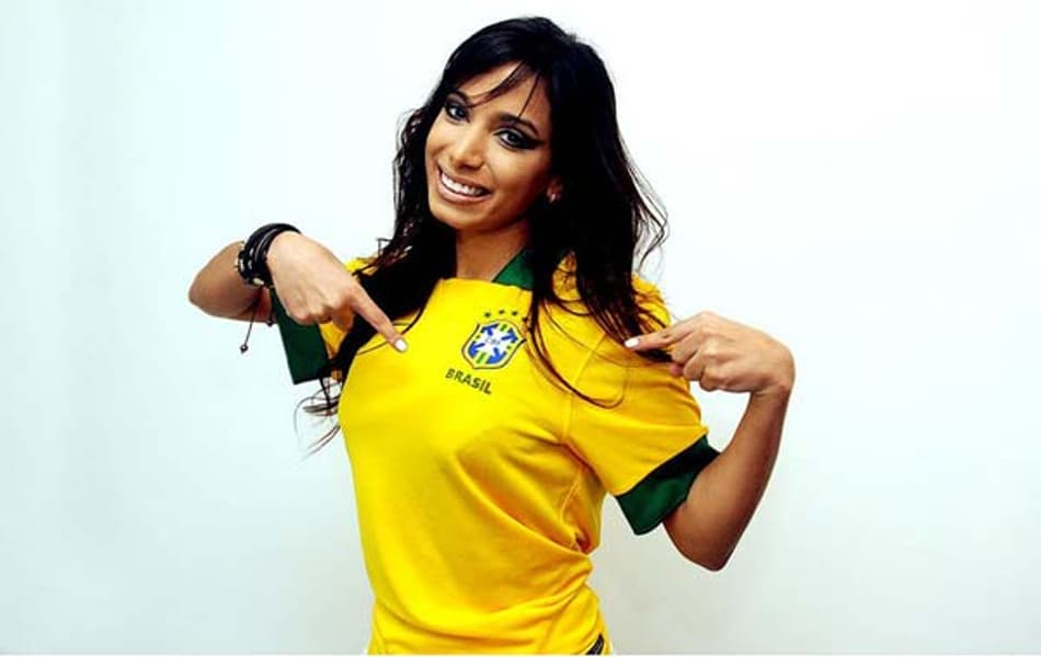 Anitta: o hino nacional é dela no GP Brasil de Fórmula 1