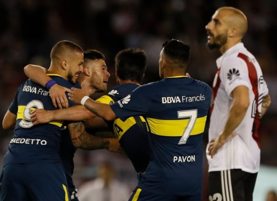 Jornalistas do mundo inteiro tentam credenciamento para Boca Junior x River Plate