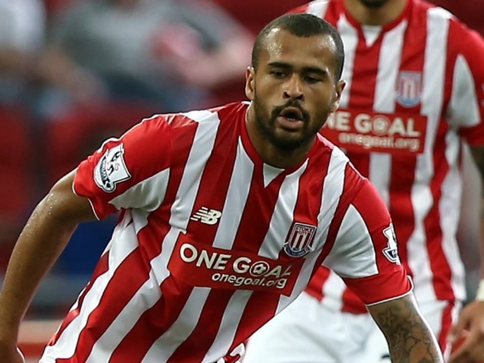 Ex-Stoke City falece aos 25 anos vítima de ataque cardíaco