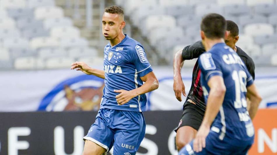 Joia da base do Cruzeiro pode ganhar nova chance no jogo contra o Fla