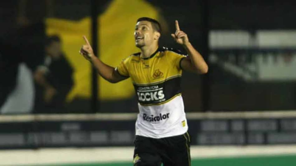 Criciúma finda jejum, vence o Boa Esporte e se afasta do Z4 da Série B