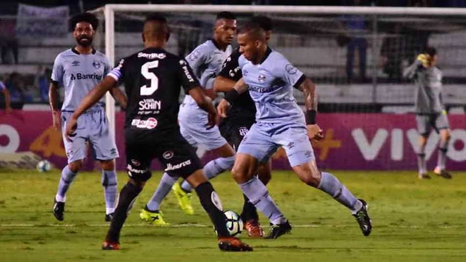 Números da Bola: Estatísticas de Ponte Preta 0x1 Grêmio