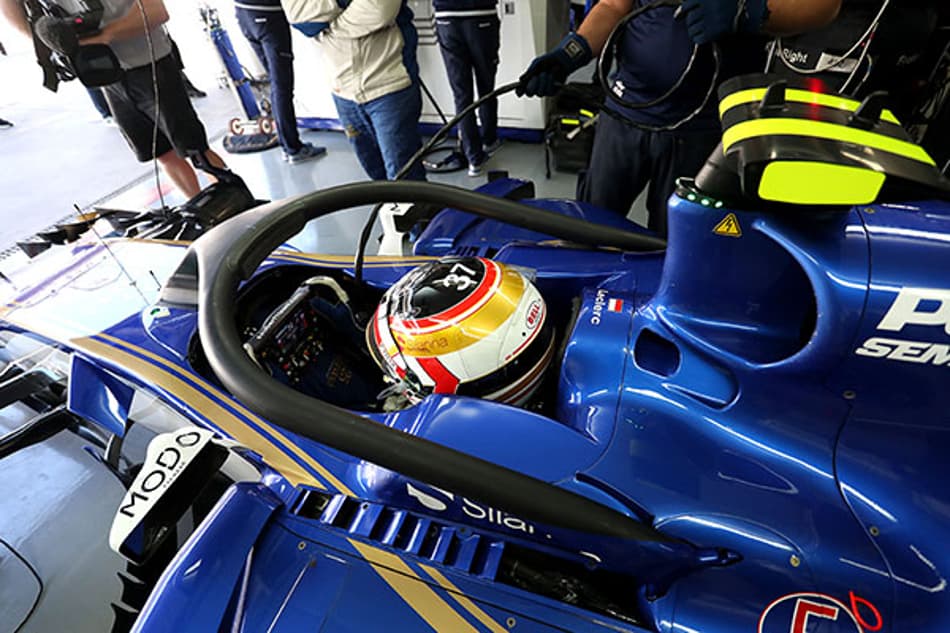 Sauber amarga dia andando entre os últimos colocados