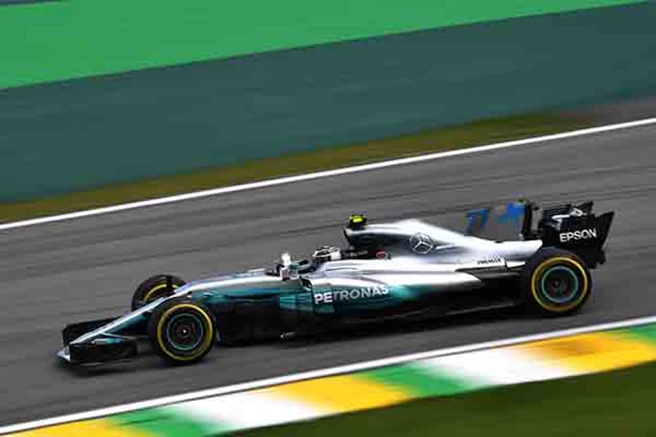 Bottas comanda o terceiro treino livre em Interlagos
