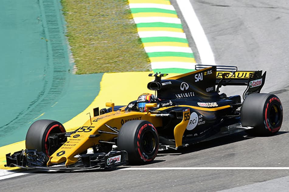 Carlos Sainz sobre incidente com Felipe Massa: "Não entendo as críticas"