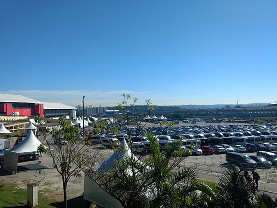 GP do Brasil de F1: Domingo de muito sol e céu aberto
