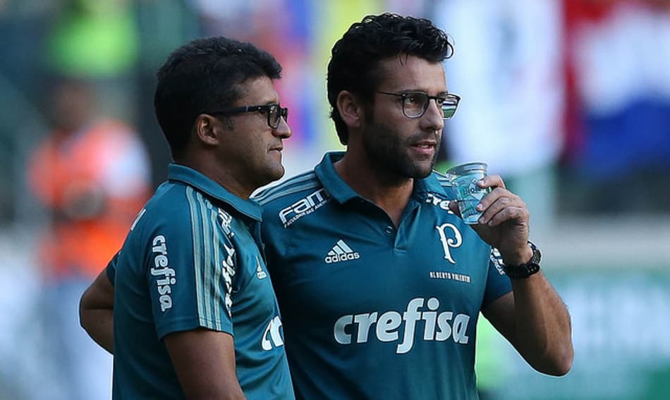 Valentim desconversa sobre protestos e convoca torcedores contra o Sport