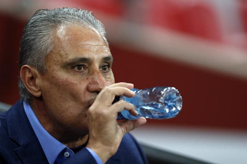 Técnico da Seleção Brasileira acompanha de perto trabalhos do Grêmio