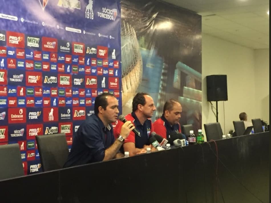 Presidente do Fortaleza já vê 'efeito Rogério Ceni' e faz projeções para 2018