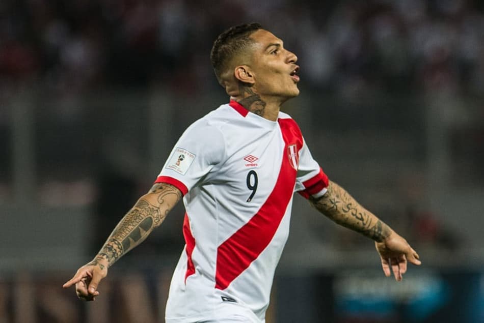 Paolo Guerrero foi suspenso depois de ter sido flagrado em exame antidoping em partida pelas Eliminatórias