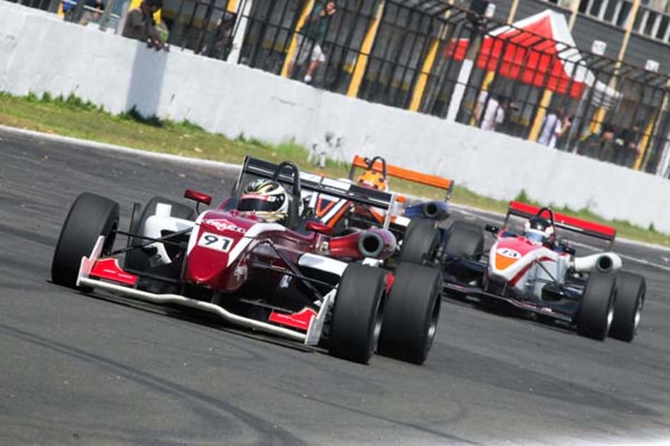 F-3 Brasil entra na reta final em Goiânia e dois campeões já podem ser consagrados