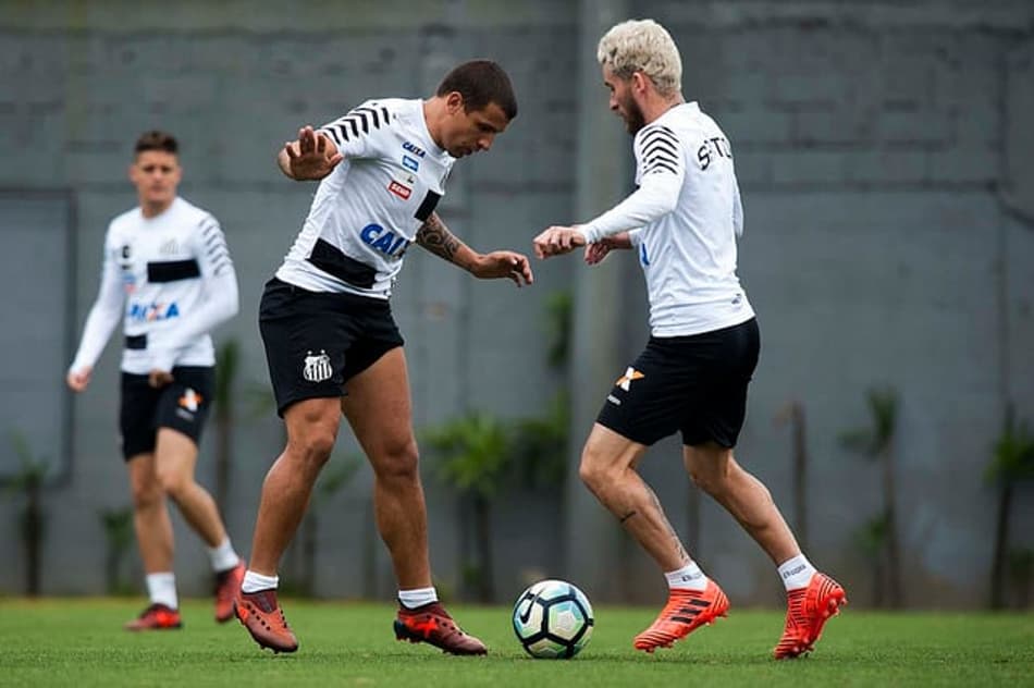 Elano aposta em Vecchio para encerrar série negativa do Santos