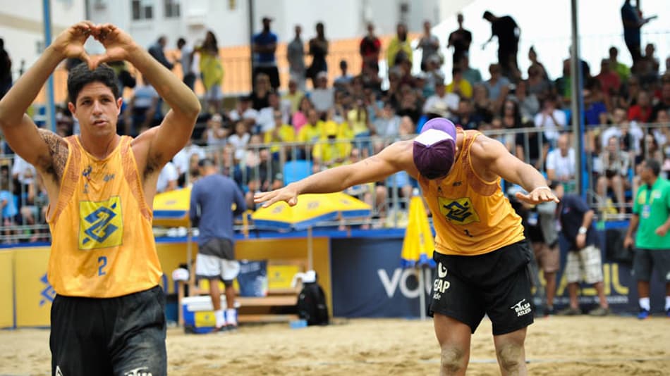 Álvaro, Saymon, Tainá e Victoria vão representar o Brasil no Circuito Sul-Americano de vôlei de praia