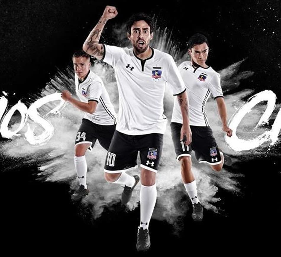Com Valdivia de modelo, Colo-Colo revela novo uniforme titular