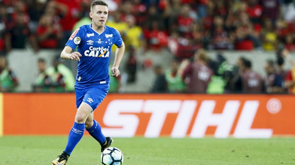 Cruzeiro divulga lista de jogadores para jogo contra o Tombense